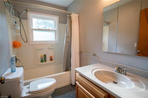 102 E Ingleside Dr, Coventry, OH 44319 photo 13