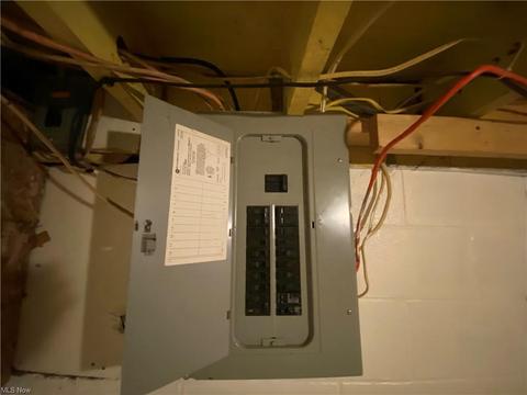 921 E 33rd St, Lorain, OH 44055 photo 32