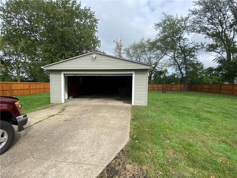921 E 33rd St, Lorain, OH 44055 photo 4