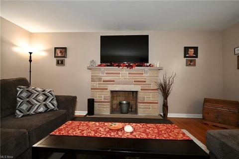 112 Hamilton Blvd, Struthers, OH 44471 photo 5