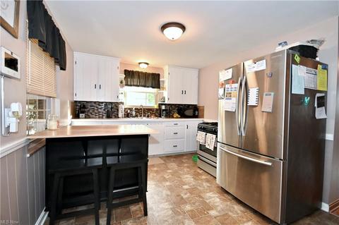 112 Hamilton Blvd, Struthers, OH 44471 photo 6