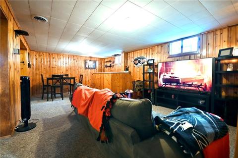 112 Hamilton Blvd, Struthers, OH 44471 photo 17