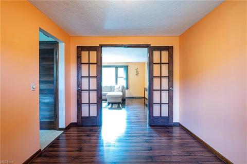 140 Devonshire Ct, Elyria, OH 44035 photo 8