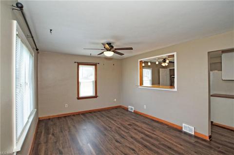 37510 2nd St, Willoughby, OH 44094 photo 28