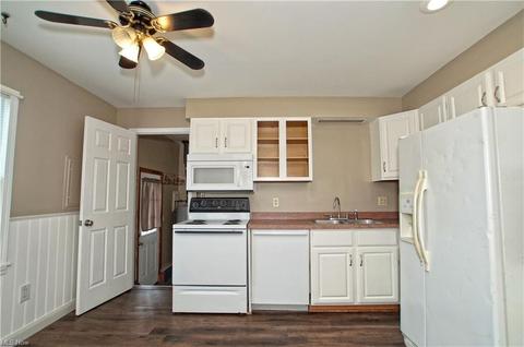 37510 2nd St, Willoughby, OH 44094 photo 9