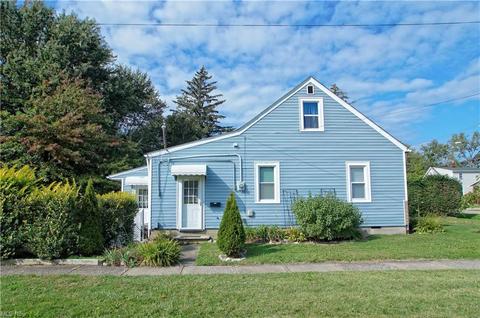 37510 2nd St, Willoughby, OH 44094 photo 3