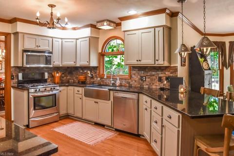 1741 Summerchase Rd NE, Canton, OH 44721 photo 6