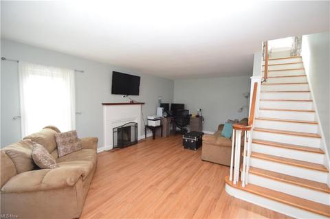 345 Ewing Rd, Boardman, OH 44512 photo 3