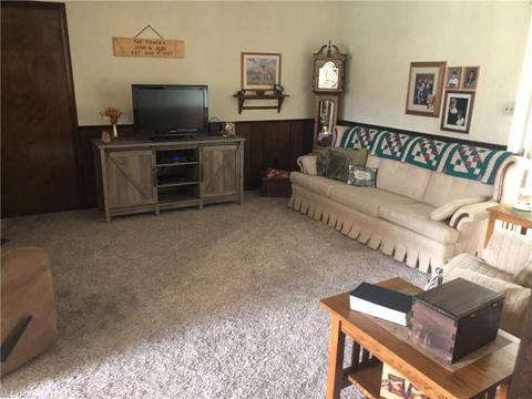 3521 Center Rd, Ashtabula, OH 44004 photo 2