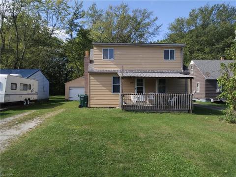 5015 Blakeslee St, Ashtabula, OH 44004 photo 1
