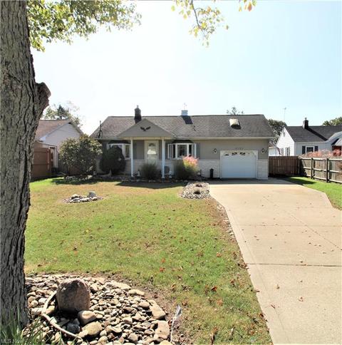 4026 Lake Rd, Saybrook, OH 44004 photo 1