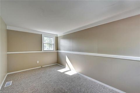 160 Beebe Ave, Elyria, OH 44035 photo 20