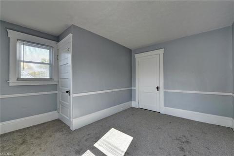 160 Beebe Ave, Elyria, OH 44035 photo 19