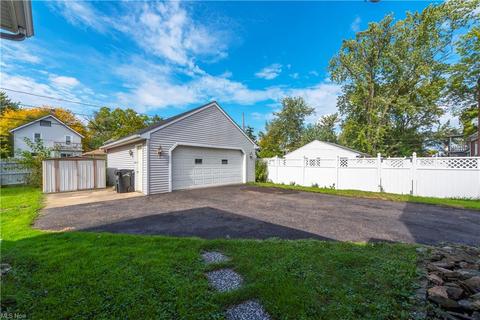 160 Beebe Ave, Elyria, OH 44035 photo 28