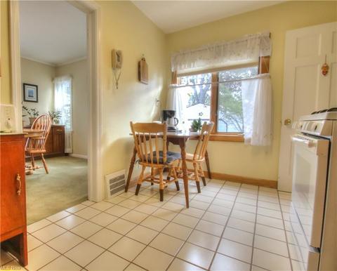 255 E 248th St, Euclid, OH 44123 photo 8