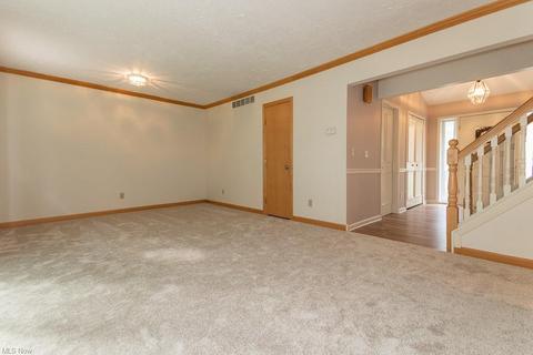 6331 Chase Dr, Mentor, OH 44060 photo 14