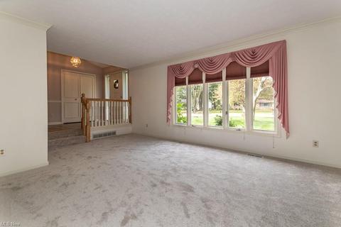6331 Chase Dr, Mentor, OH 44060 photo 18