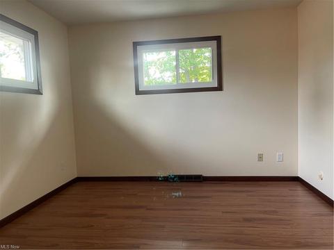 2741 Burden Dr, Parma, OH 44134 photo 23