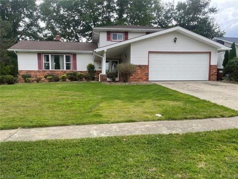 2741 Burden Dr, Parma, OH 44134 photo 1
