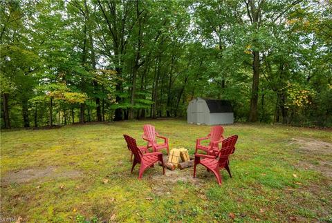 885 Grayton Rd, Berea, OH 44017 photo 4