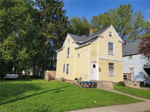 229 Gates Ave, Elyria, OH 44035 photo 1