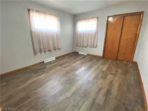 229 W Main St, Barnesville, OH 43713 photo 18