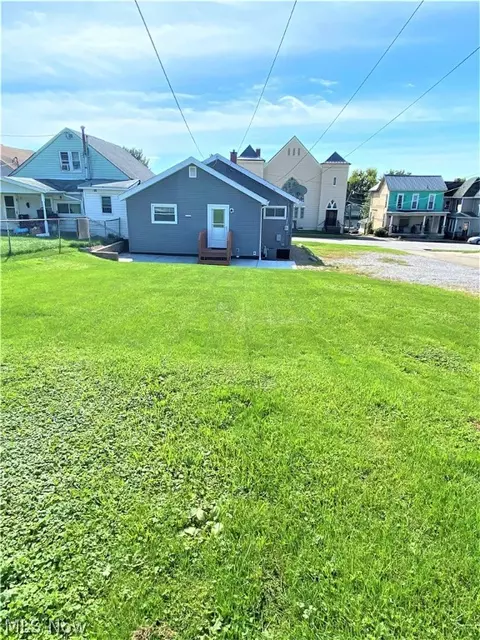 229 W Main St, Barnesville, OH 43713 photo 7