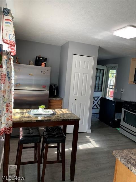 1515 E 31st St, Lorain, OH 44055 photo 8