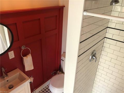 402 E 3rd St, Dover, OH 44622 photo 12