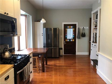 402 E 3rd St, Dover, OH 44622 photo 10