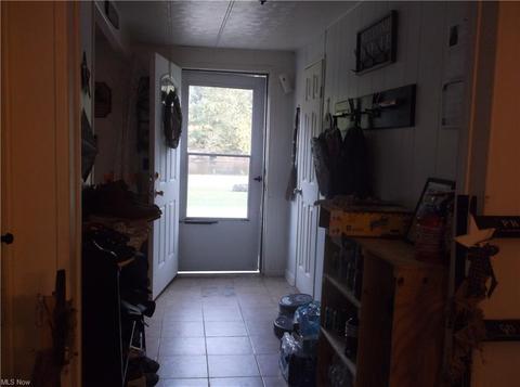 7975 Old River Rd, Philo, OH 43771 photo 13