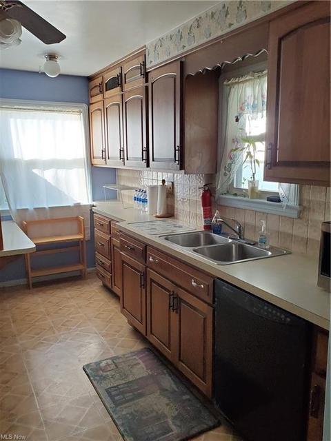 342 Longfellow St, Elyria, OH 44035 photo 8