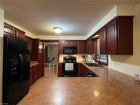 6638 Appleridge Dr, Boardman, OH 44512 photo 5