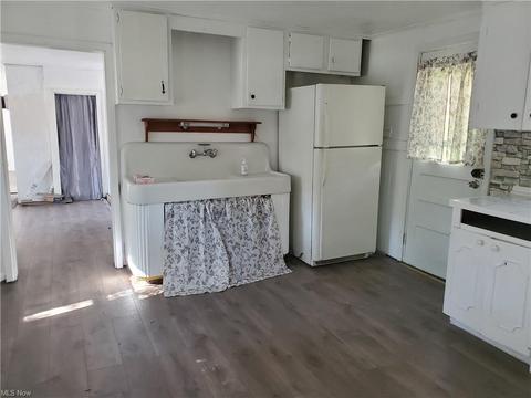 4839 E Maple Rd, Geneva, OH 44041 photo 7