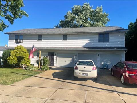 208 E Broadway St, Dover, OH 44622 photo 3