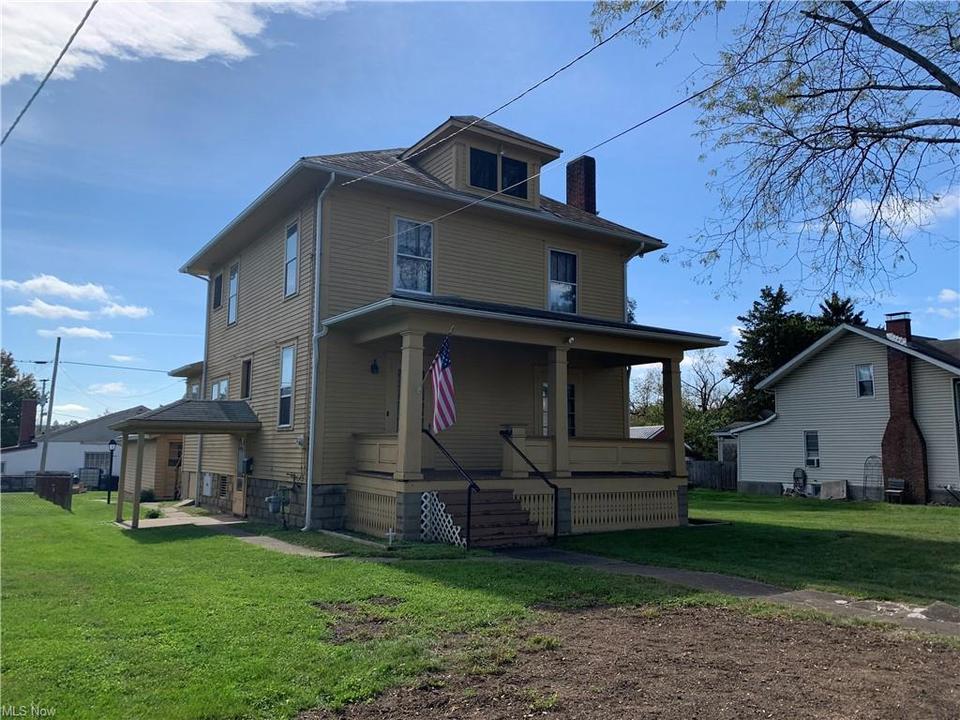  526 Merrick Ave, Zanesville, OH 43701 photo 2