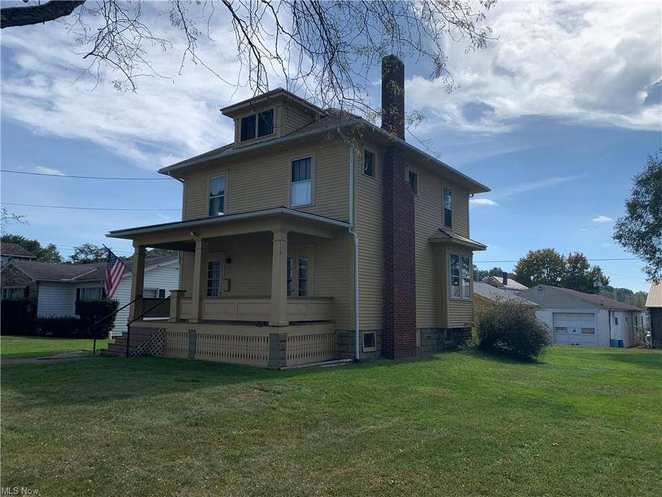  526 Merrick Ave, Zanesville, OH 43701 photo 3