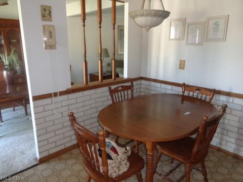3202 Hetzel Dr, Parma, OH 44134 photo 12