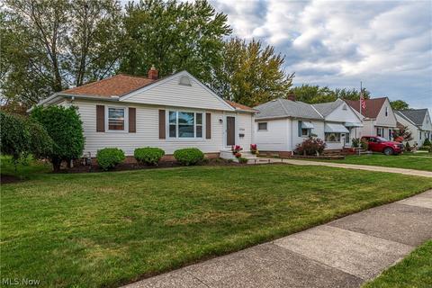 1754 Eldon Dr, Wickliffe, OH 44092 photo 3