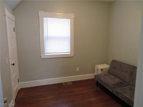 140 Spruce St, Elyria, OH 44035 photo 18