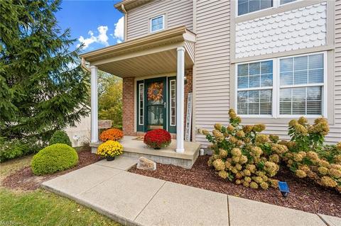 595 Eagle Trce, Stow, OH 44224 photo 2