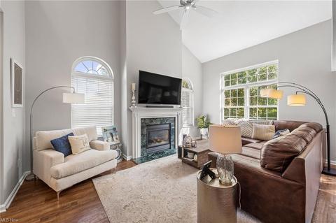 595 Eagle Trce, Stow, OH 44224 photo 9