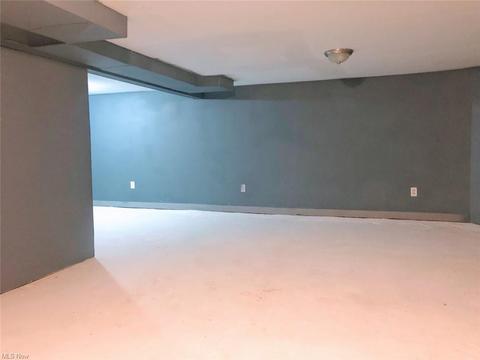 1042 Elk Dr, Ashtabula, OH 44004 photo 21