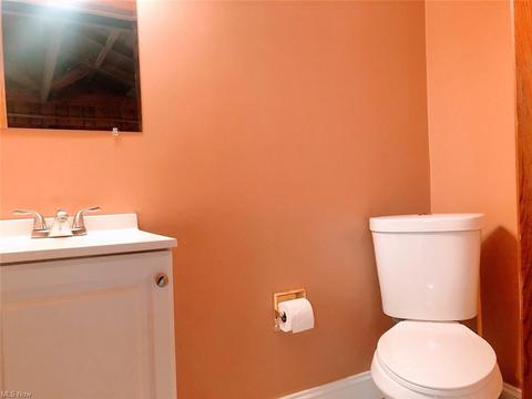 1042 Elk Dr, Ashtabula, OH 44004 photo 19