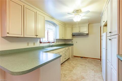 3029 Chris Ave, Lorain, OH 44052 photo 10