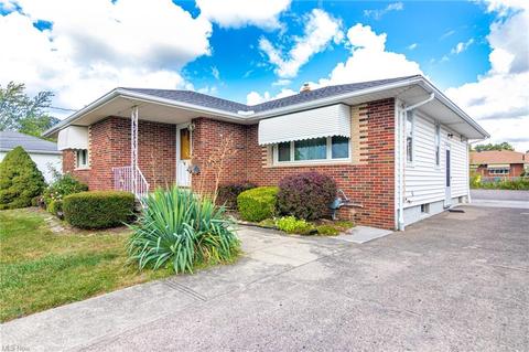 3029 Chris Ave, Lorain, OH 44052 photo 2