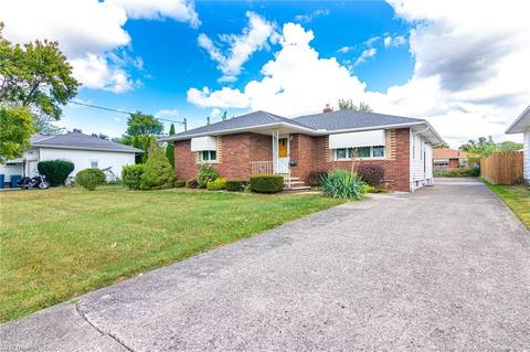 3029 Chris Ave, Lorain, OH 44052 photo 1