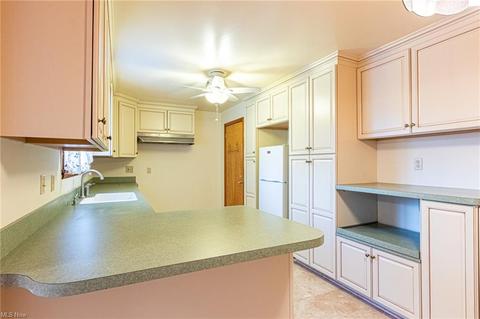 3029 Chris Ave, Lorain, OH 44052 photo 11