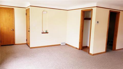 5707 Warwick Dr, Parma, OH 44129 photo 7
