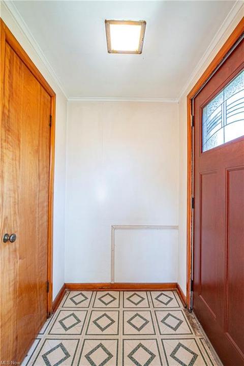 11060 Lagrange Rd, Elyria, OH 44035 photo 2